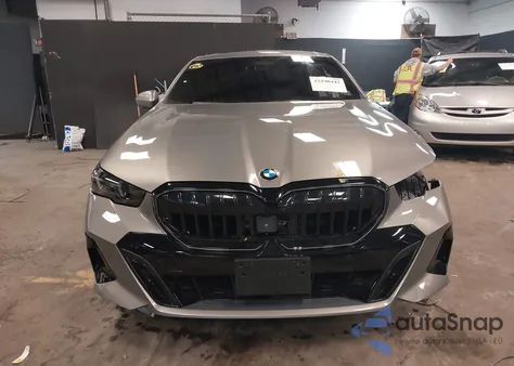 2025 BMW 540 I xDrive z USA, uszkodzony, nr VIN WBA63FJ03SCU10678